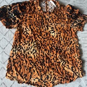 Savanna Jane Top Womens small Animal Print Floral Embroidered Crew Neck‎ Gold